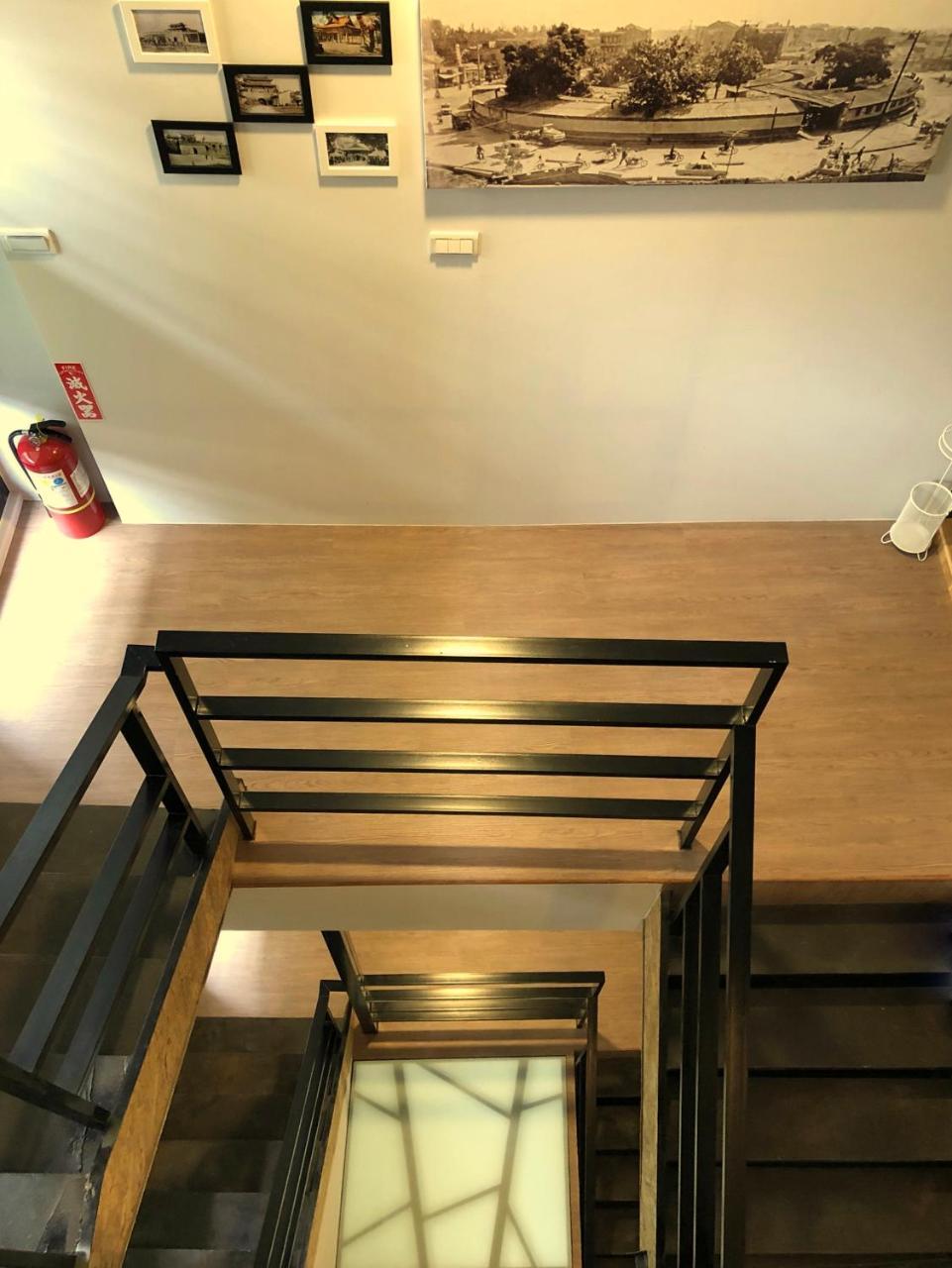 Lost Circle Homestay Đài Nam Ngoại thất bức ảnh